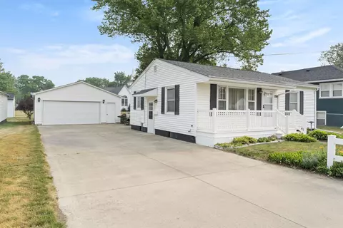 1310 Virginia St, Waterloo, IA 50703