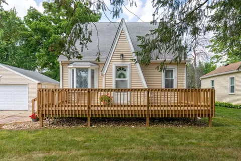 1121 Brookside Ave, Evansdale, IA 50707