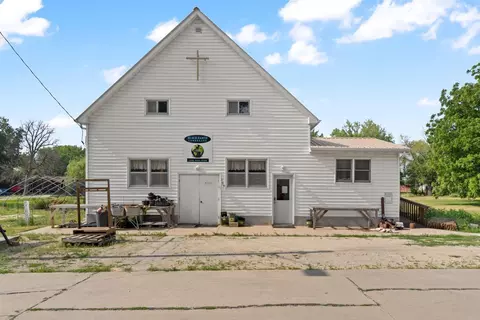 109 Prospect St, Aurora, IA 50607