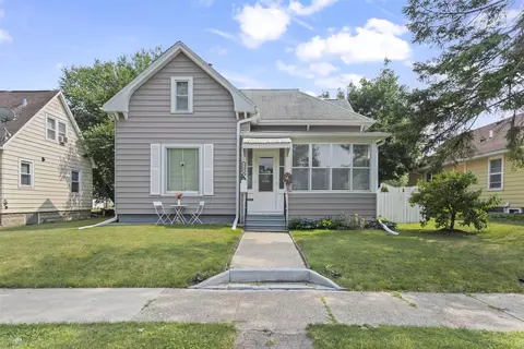 1206 Forest Ave, Waterloo, IA 50702