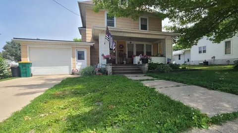 203 S Egbert St, Monona, IA 52159