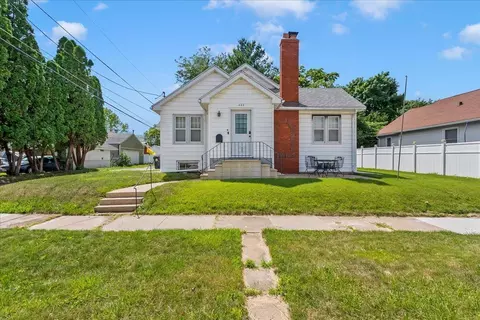 408 Marsh St, Waterloo, IA 50701