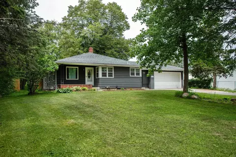 3365 Logan Ave, Waterloo, IA 50703
