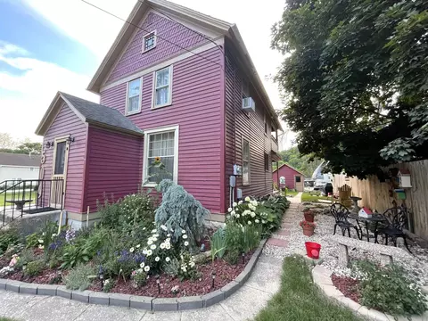 509 NE High St, Elkader, IA 52043