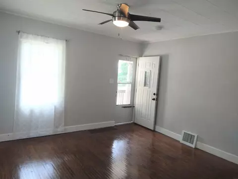 716 Upton Ave, Waterloo, IA 50701 photo 7