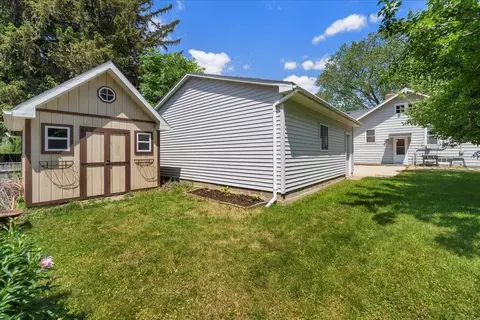 2017 W 3rd St, Waterloo, IA 50701 photo 4