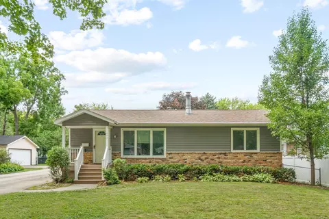 222 Sheridan Rd, Waterloo, IA 50701