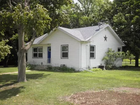 600 E Van Buren St, Mitchell, IA 50461