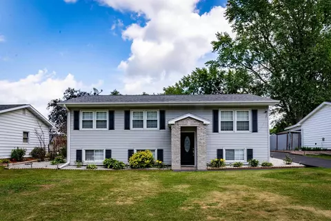 217 Lambeth Rd, Waterloo, IA 50701