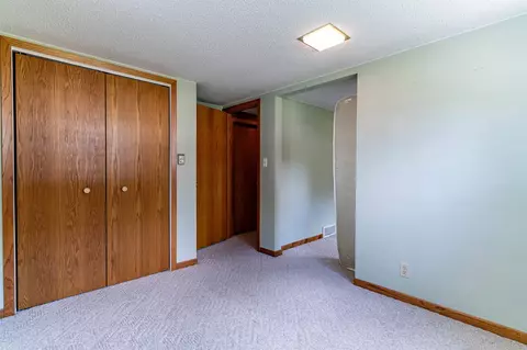 217 Lambeth Rd, Waterloo, IA 50701 photo 24