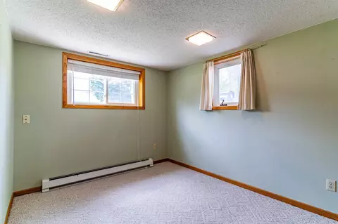 217 Lambeth Rd, Waterloo, IA 50701 photo 23