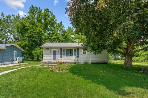 1446 Garden Ave, Waterloo, IA 50701