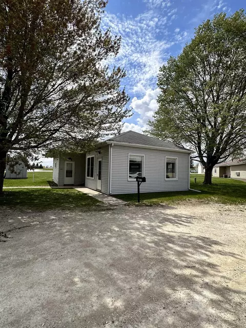 625 South St, Jesup, IA 50648