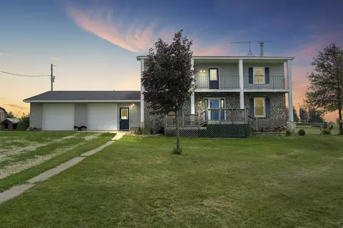 3598 Filmore Rd, Elgin, IA 52141