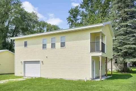 1046 Ann St, Waterloo, IA 50707