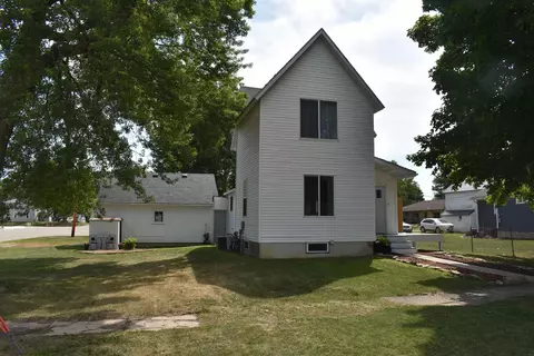213 N Jefferson St, Saint Ansgar, IA 50472