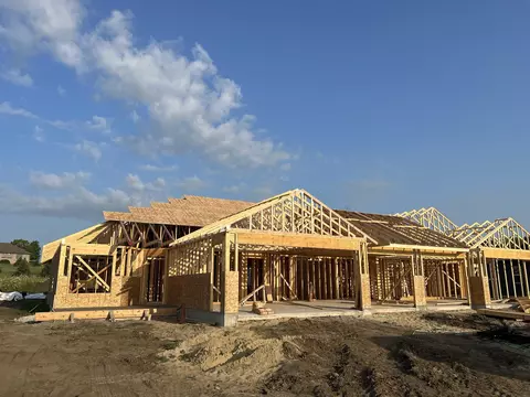 1421 Watson Way, Parkersburg, IA 50665