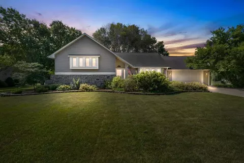 413 Oak Ave, Eldora, IA 50627