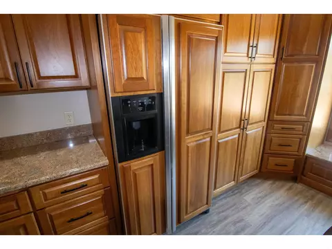 201 E Gresham Rd, Waterloo, IA 50703 photo 16