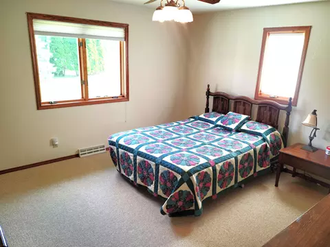 404 E 6th St, Readlyn, IA 50668 photo 12