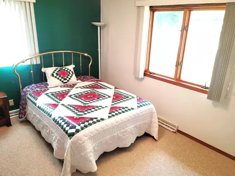 404 E 6th St, Readlyn, IA 50668 photo 11