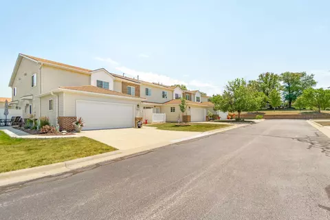 2008 Cassi Rdg, Waterloo, IA 50701 photo 2