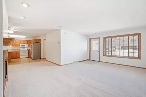 2008 Cassi Rdg, Waterloo, IA 50701 photo 8