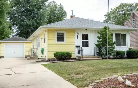 1309 SW 3rd Ave, Waverly, IA 50677