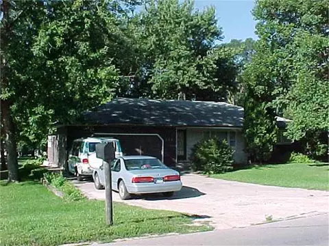 308 Gilbertville Rd, Elk Run Heights, IA 50707