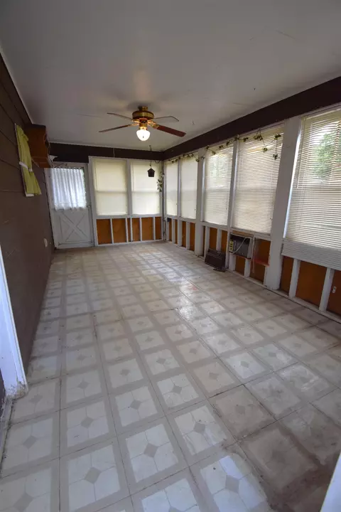 121 E Dunkerton Rd, Cedar Falls, IA 50613 photo 22