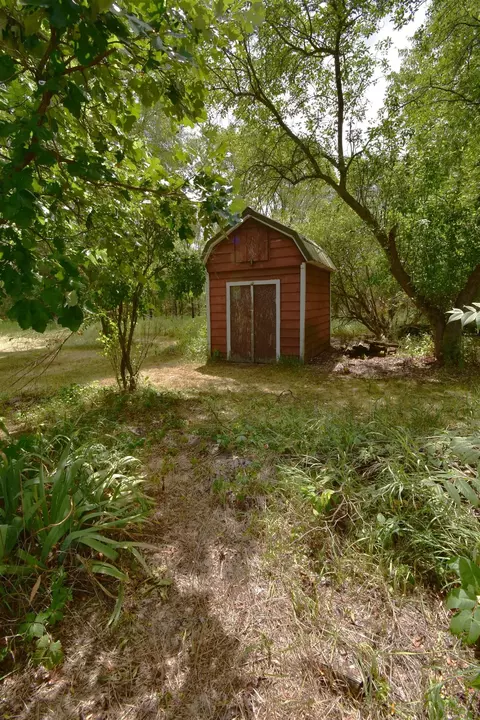 121 E Dunkerton Rd, Cedar Falls, IA 50613 photo 25