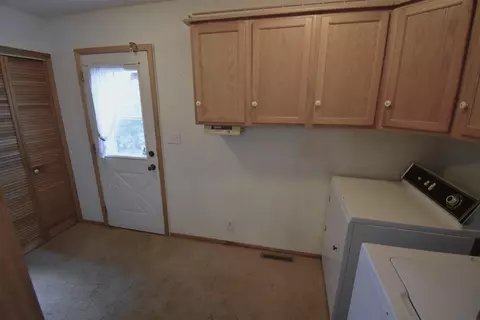121 E Dunkerton Rd, Cedar Falls, IA 50613 photo 12