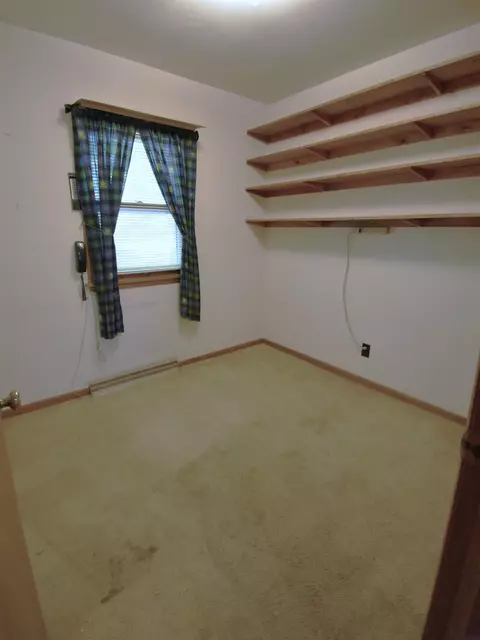 121 E Dunkerton Rd, Cedar Falls, IA 50613 photo 11