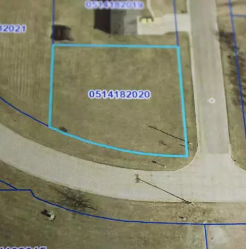 S 14th Street, Estherville, IA 51334