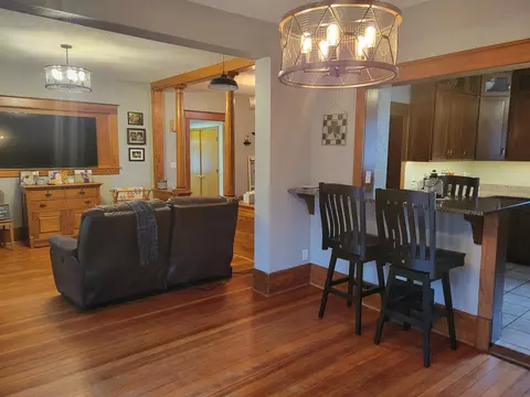 519 E 1st St, Sumner, IA 50674 photo 8