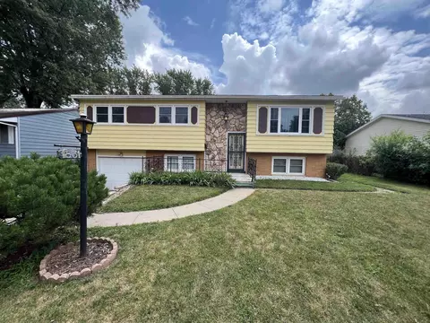 1531 Woodmayr Dr, Waterloo, IA 50703