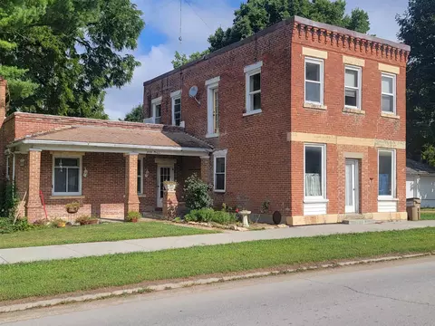 408 Mill St, Clermont, IA 52135