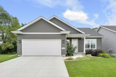 1003 Fran St, Evansdale, IA 50707