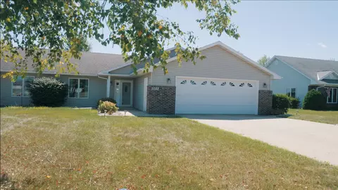 2022 Clark, Charles City, IA 50616