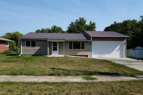 416 Panama St, Nashua, IA 50658