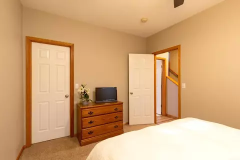 3824 Jay Ln, Waterloo, IA 50701 photo 22