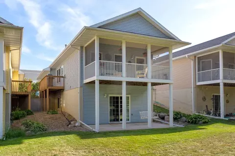 3824 Jay Ln, Waterloo, IA 50701 photo 4