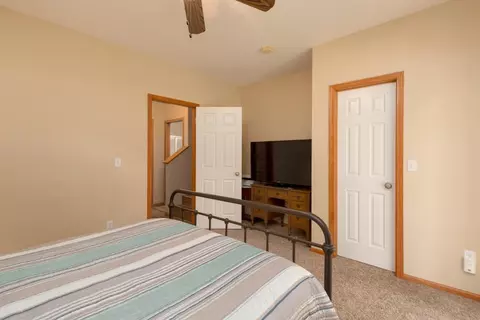 3824 Jay Ln, Waterloo, IA 50701 photo 20