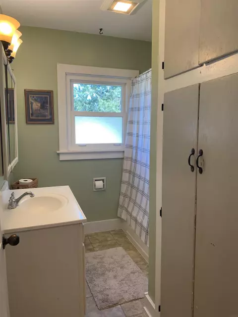 741 Wallgate Ave, Waterloo, IA 50701 photo 8