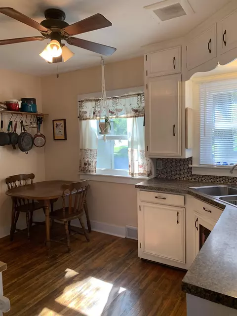 741 Wallgate Ave, Waterloo, IA 50701 photo 7