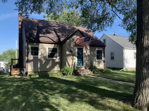 741 Wallgate Ave, Waterloo, IA 50701