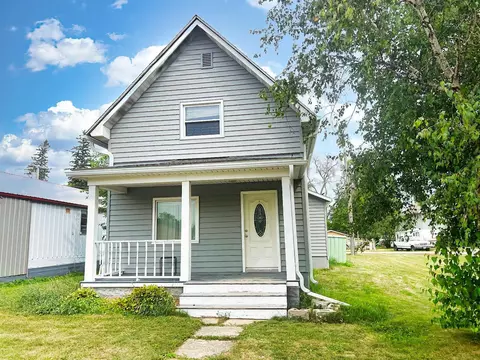 127 E Main St, Hawkeye, IA 52147