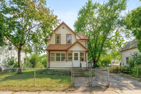 714 Fowler St, Waterloo, IA 50703