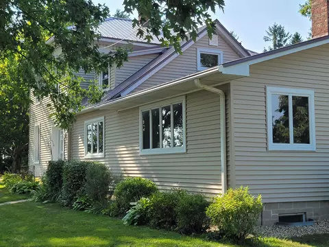 8394 Harding Rd, West Union, IA 52175