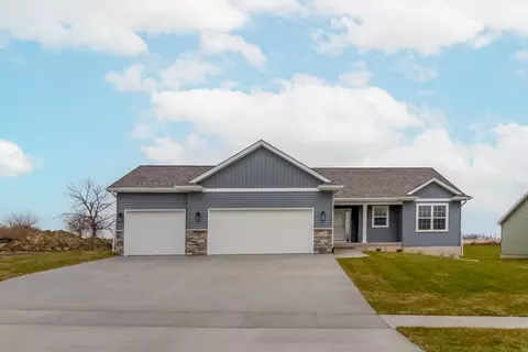 1550 Partridge Ln, Waterloo, IA 50701